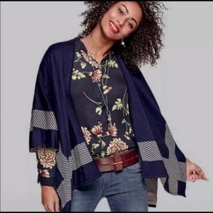 Cabi reversible navy and tan - xs/small excellent condition